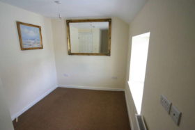 1 bedroom Flat to re...